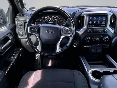 Used 2022 Chevrolet Silverado 1500 LT Trail Boss AWD/4WD image 9