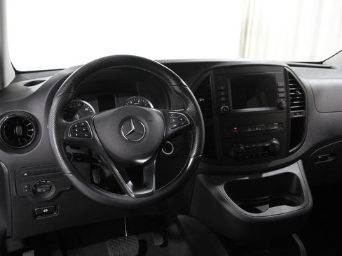 Used 2023 Mercedes-Benz Metris Passenger image 6