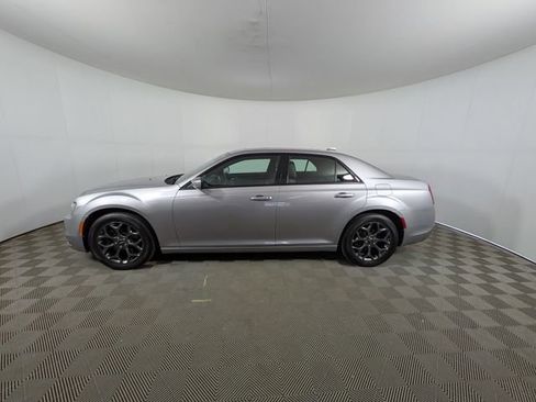 Used 2017 Chrysler 300 S AWD/4WD image 23
