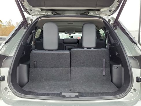 Used 2024 Mitsubishi Outlander SE image 10