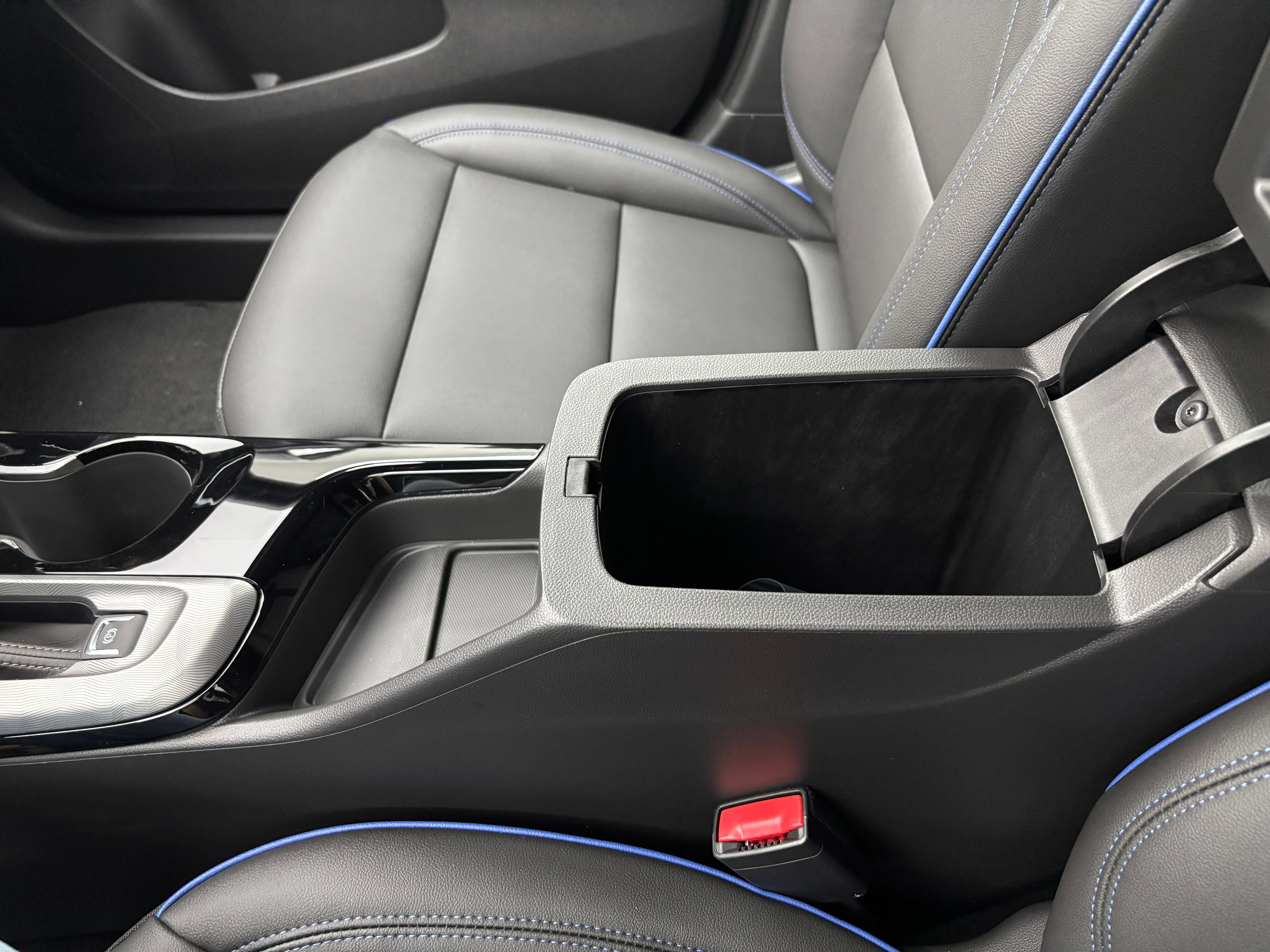 New 2026 Buick Envista Sport Touring w/ Convenience I Package FWD image 27