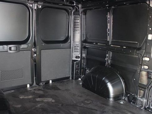 New 2025 RAM ProMaster 2500 w/ Quick Order Package 22G SLT image 10