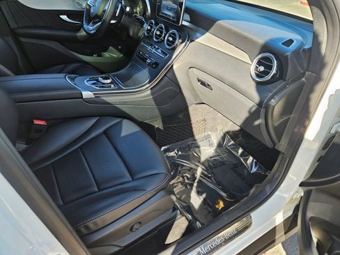 Used 2019 Mercedes-Benz GLC 300 GLC 300 image 21