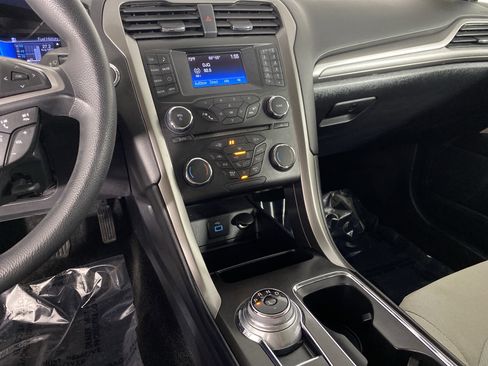 Used 2018 Ford Fusion S FWD image 26
