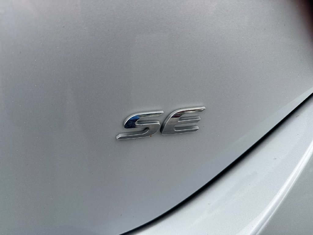 Used 2019 Toyota Corolla SE FWD image 25