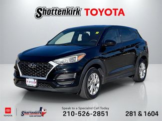 Used 2019 Hyundai Tucson SE video 1