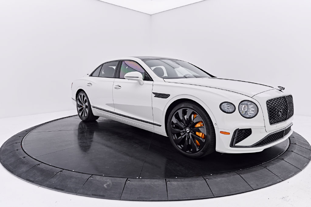 Used 2025 Bentley Flying Spur Plug-In Hybrid AWD/4WD image 14