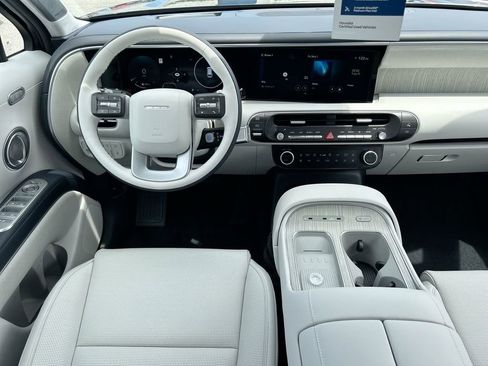 Certified 2026 Hyundai Palisade Calligraphy FWD image 19