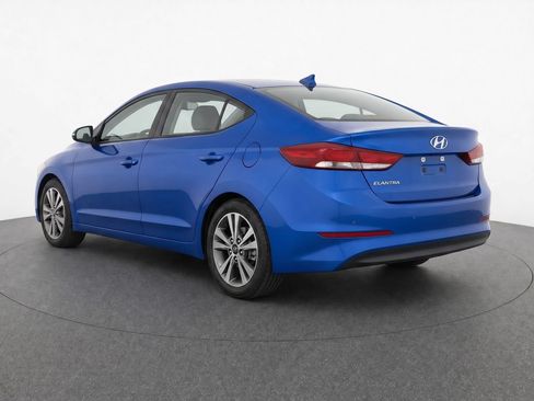 Used 2018 Hyundai Elantra Value Edition FWD image 3