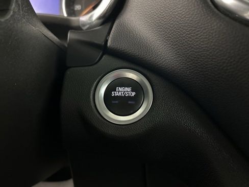 Used 2022 Chevrolet Equinox LT image 11