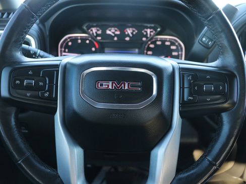 Used 2022 GMC Sierra 3500 SLT w/ SLT Premium Package image 17