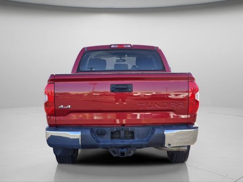Used 2017 Toyota Tundra SR5 w/ SR5 Upgrade Package AWD/4WD image 19