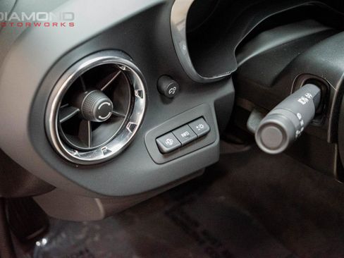 Used 2022 Chevrolet Camaro ZL1 RWD image 75