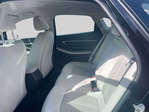 Used 2023 Hyundai Sonata SEL FWD image 9