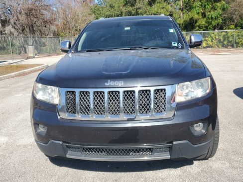 Used 2012 Jeep Grand Cherokee Overland image 2