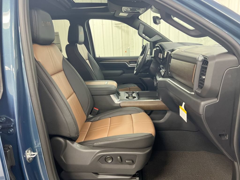 New 2026 Chevrolet Silverado 2500 High Country w/ High Country Premium Package AWD/4WD image 23
