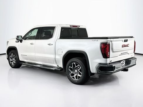 Used 2023 GMC Sierra 1500 SLT w/ SLT Premium Plus Package AWD/4WD image 13