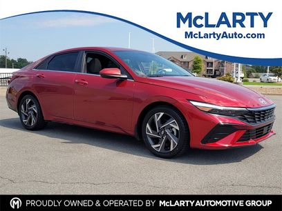 Used 2024 Hyundai Elantra SEL w/ Convenience Package