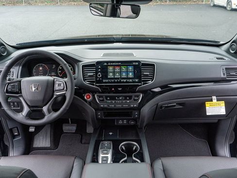 New 2026 Honda Ridgeline Black Edition image 18