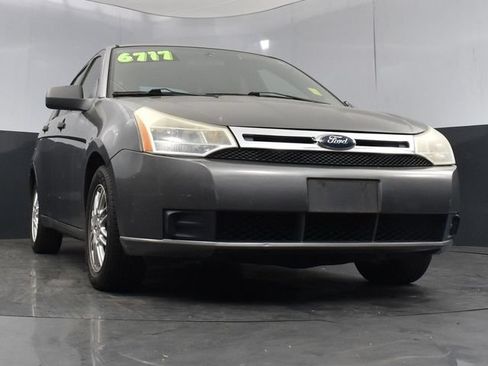Used 2010 Ford Focus SE FWD image 19