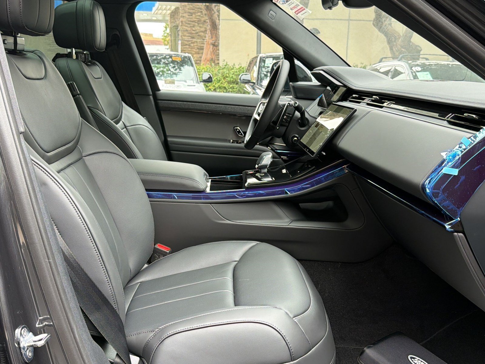 New 2026 Land Rover Range Rover Sport SE AWD/4WD image 24