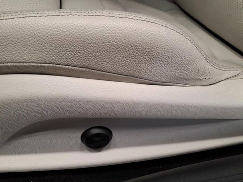 Used 2017 Mercedes-Benz C 300 4MATIC Cabriolet image 18