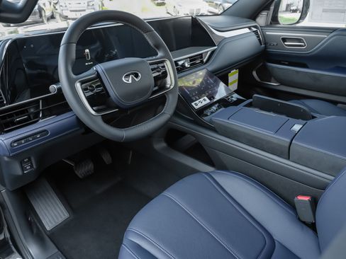 New 2026 INFINITI QX80 4WD w/ Sport Exterior Package image 7