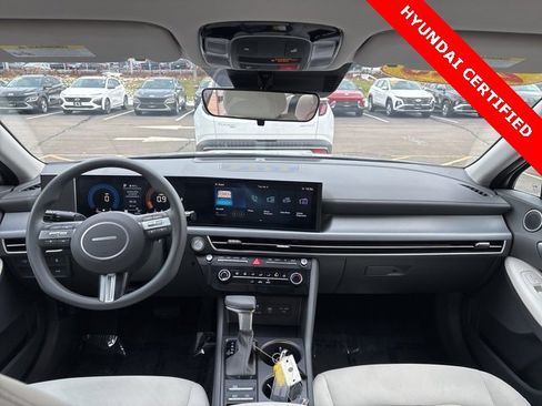 Certified 2025 Hyundai Sonata SE image 12