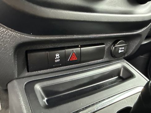 Used 2017 Jeep Patriot Sport image 24