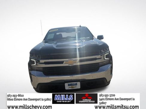 Used 2022 Chevrolet Silverado 1500 LT AWD/4WD image 2