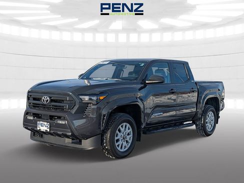 Used 2024 Toyota Tacoma SR5 image 3