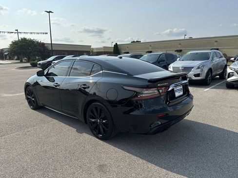 Used 2020 Nissan Maxima SR w/ Sport Mat Group FWD image 3