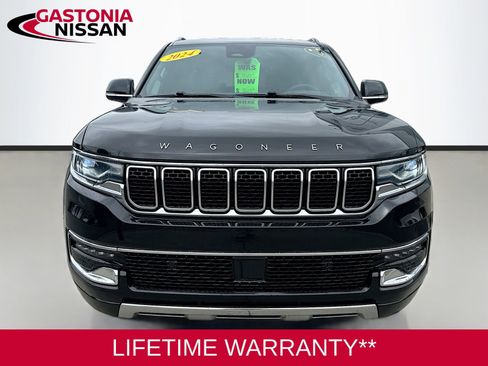 Used 2024 Jeep Wagoneer L Series III w/ Flexible Seating Group AWD/4WD image 2
