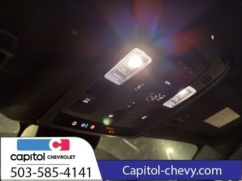 Used 2024 GMC Yukon XL Denali w/ Advanced Technology Package image 25