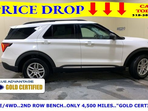 Certified 2025 Ford Explorer Active image 3