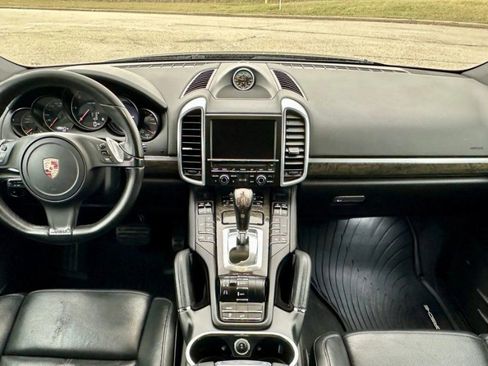 Used 2013 Porsche Cayenne Diesel image 32