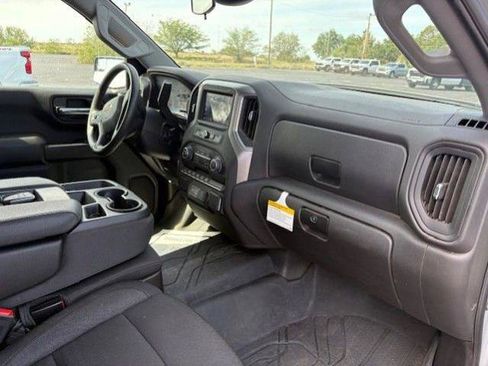 New 2025 Chevrolet Silverado 1500 Custom AWD/4WD image 19