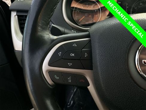 Used 2015 Jeep Cherokee Latitude image 23