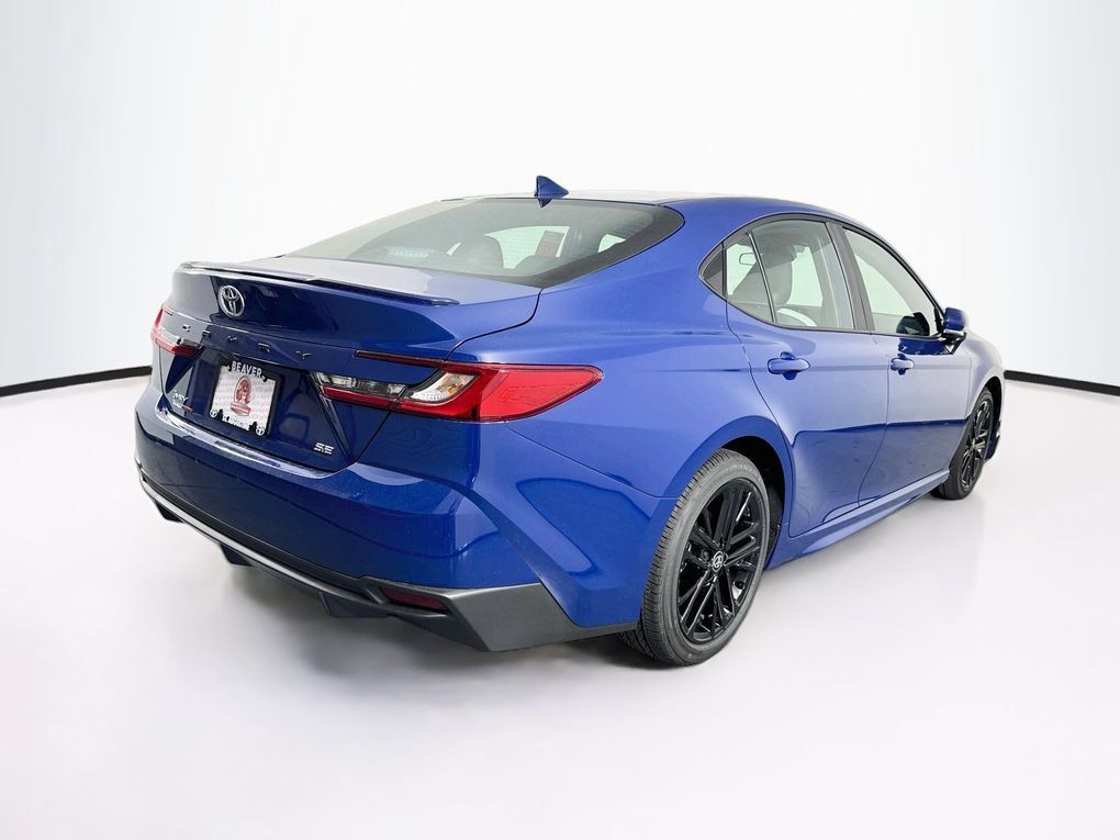 Used 2026 Toyota Camry SE FWD image 10