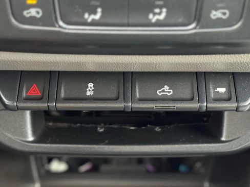 Used 2018 Chevrolet Colorado W/T w/ WT Convenience Package image 25