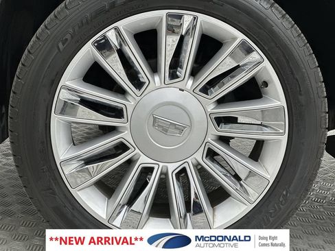 Used 2013 Cadillac Escalade Platinum AWD/4WD image 10