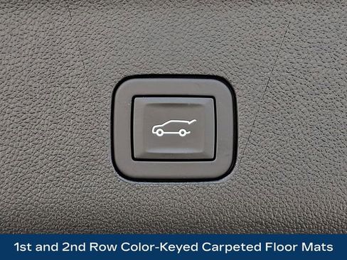 Used 2025 Chevrolet Tahoe RST w/ Comfort Package AWD/4WD image 32