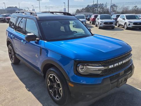 Used 2025 Ford Bronco Sport Outer Banks w/ Outer Banks Tech Package+ image 9