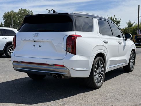 Used 2023 Hyundai Palisade Calligraphy w/ Cargo Package AWD/4WD image 8
