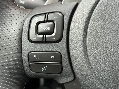 Certified 2025 Lexus IS 350 F Sport image 25