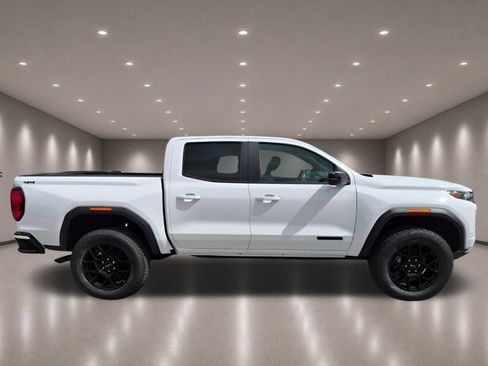 New 2026 GMC Canyon Elevation w/ Convenience Package AWD/4WD image 13