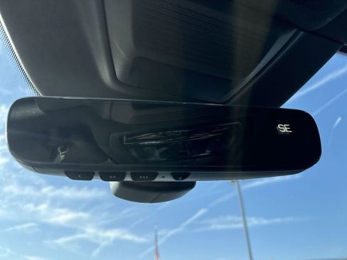New 2026 Volkswagen GTI SE FWD image 36