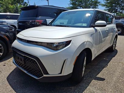 Certified 2024 Kia Soul LX w/ Option Group 015