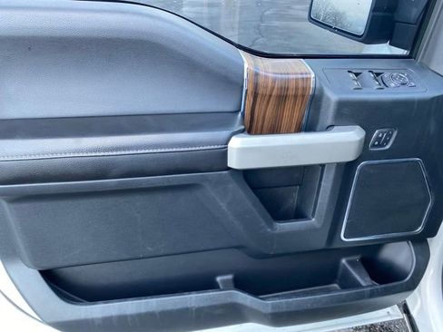 Used 2016 Ford F150 Lariat w/ Equipment Group 502A Luxury image 16