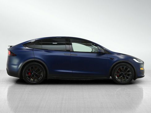 Used 2023 Tesla Model X Plaid image 7